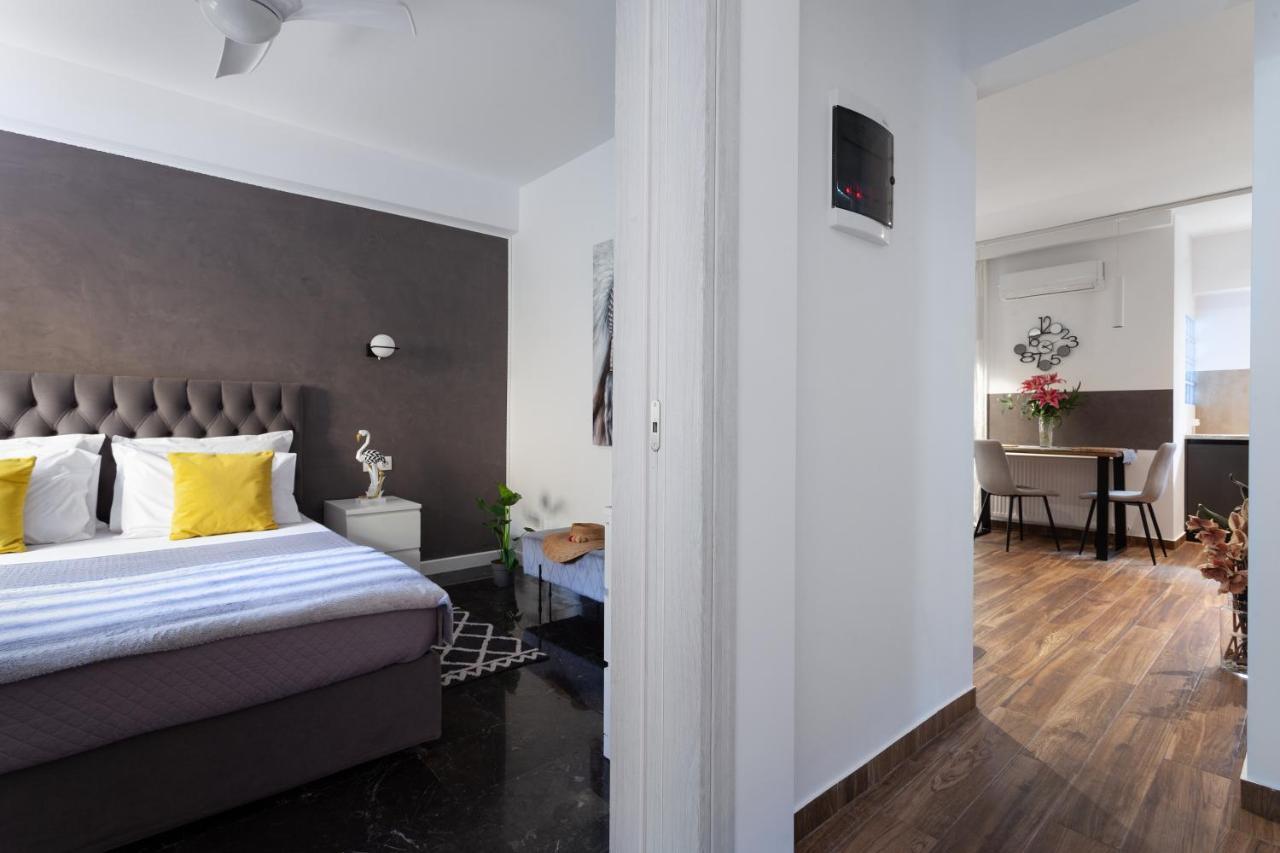 אתונה Seaside Apartment By Flisvos Marina מראה חיצוני תמונה